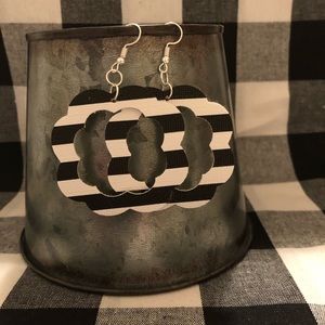 Open Cut Stripe Earrings $12